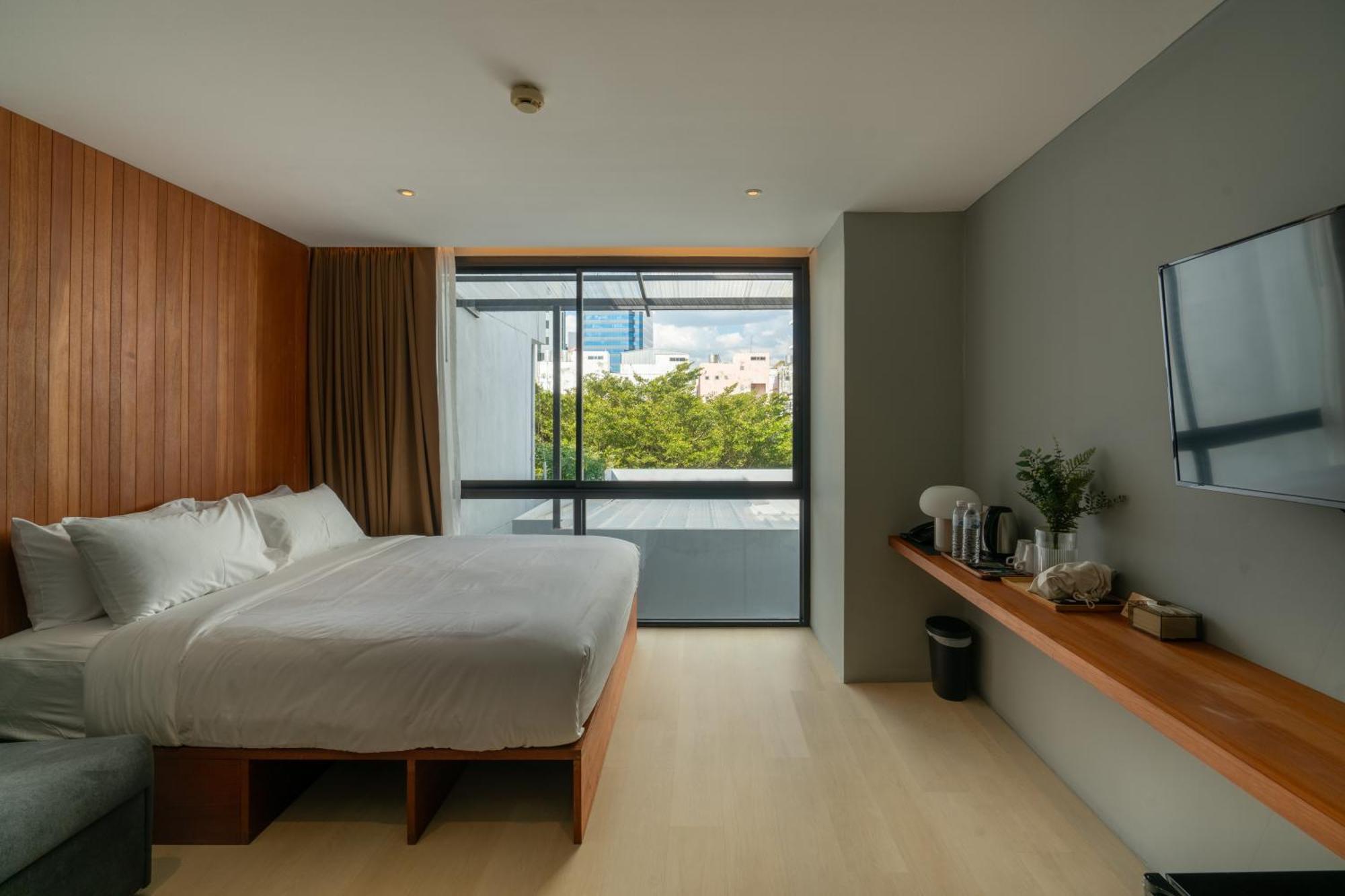 Woodstory Boutique Hotel Банкок Екстериор снимка